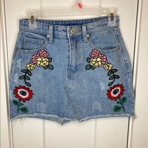 Boutique denim skirt